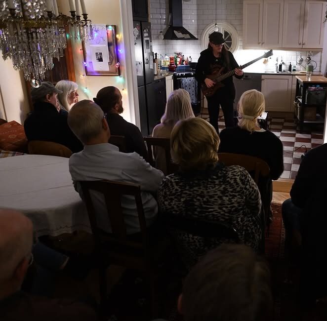Intergalaktisk Solobaskonsert
